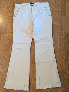 Banana Republic White Trousers with Classic Waistband